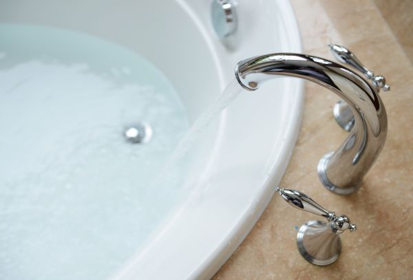 Cost of Tub Faucet Replacement in Allen